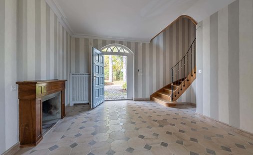 Villa in Vufflens-le-Château, Vaud, Switzerland 1