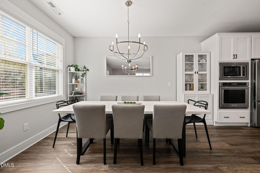 Townhouse en Cary, Carolina del Norte, Estados Unidos 3 - 18784824