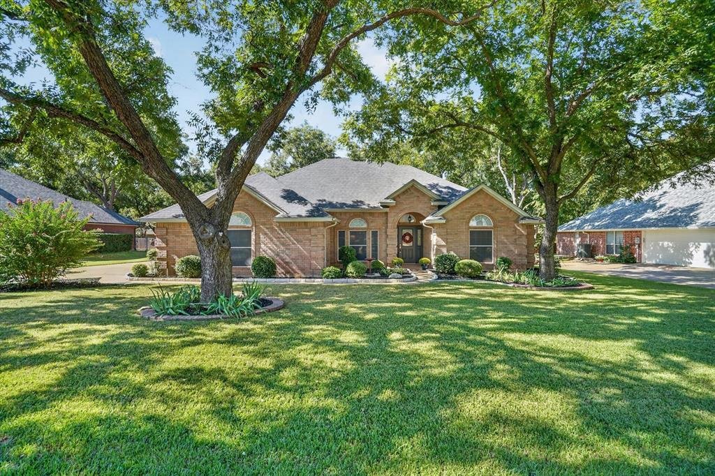 House in Granbury, Texas, United States 2 - 18787392