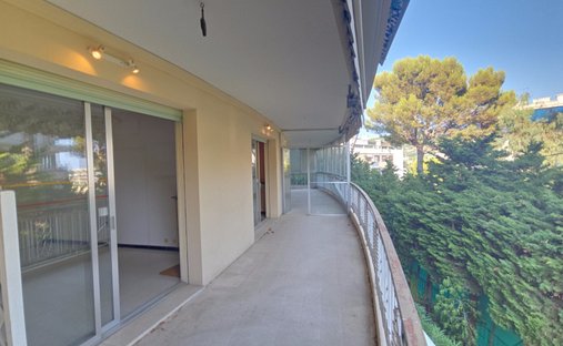 Apartamento en Maurice Jeanpierre, Le Cannet, Francia 1