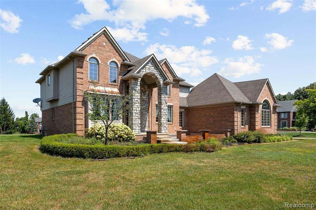 House in Novi, Michigan, United States 3 - 18639977