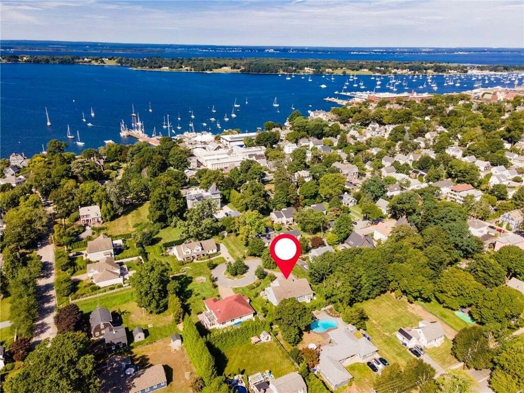 House in Bristol, Rhode Island, United States 3 - 18785875