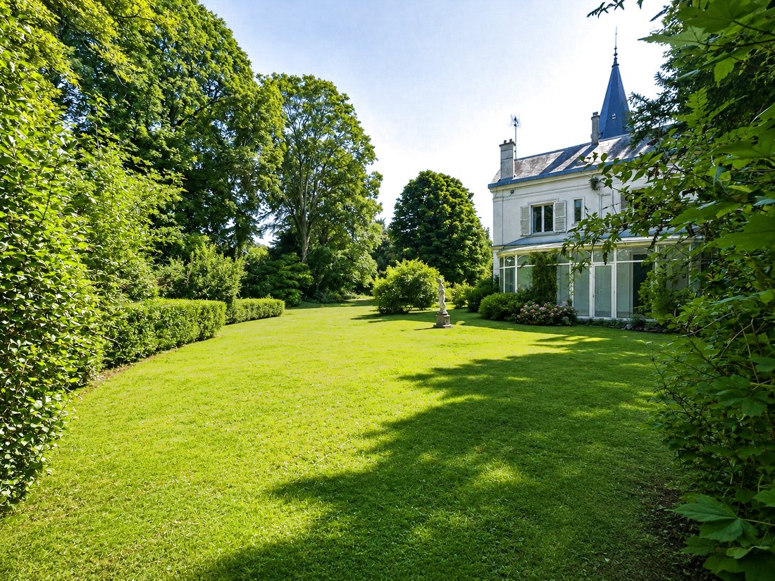 House in Saint-Cloud, Ile-de-France, France 1 - 18787784