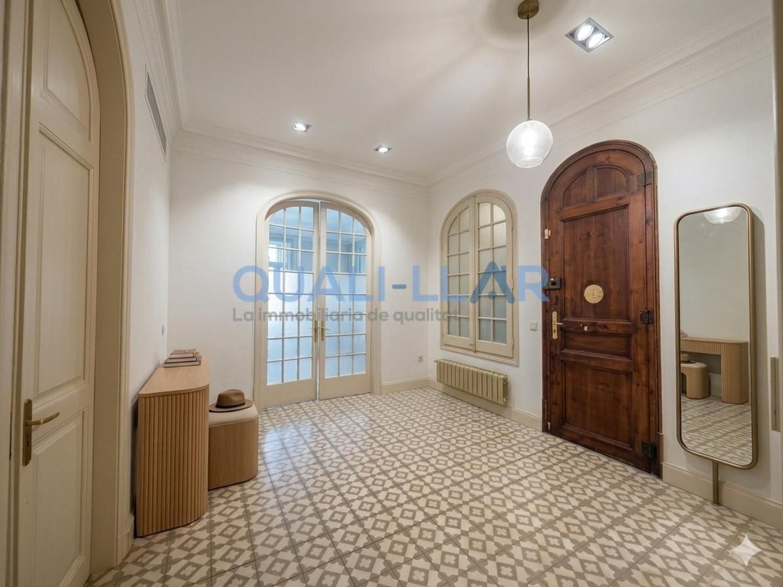Apartment in Sarrià-Sant Gervasi, Barcelona, Spain 5 - 18787507