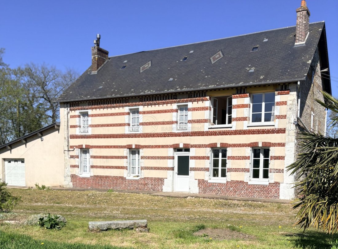 Farm Ranch in Maulevrier-Sainte-Gertrude, Normandy, France 1 - 18789171