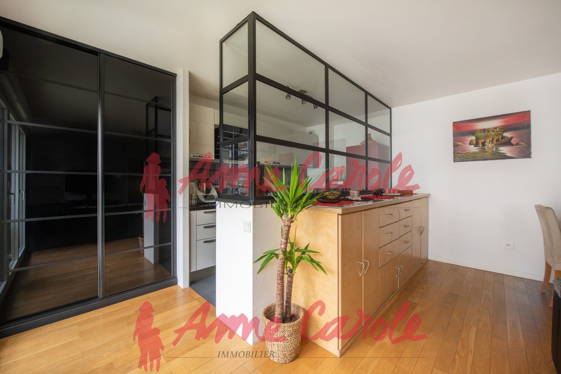 Apartment in Peri, Joinville-le-Pont, France 3 - 18784867