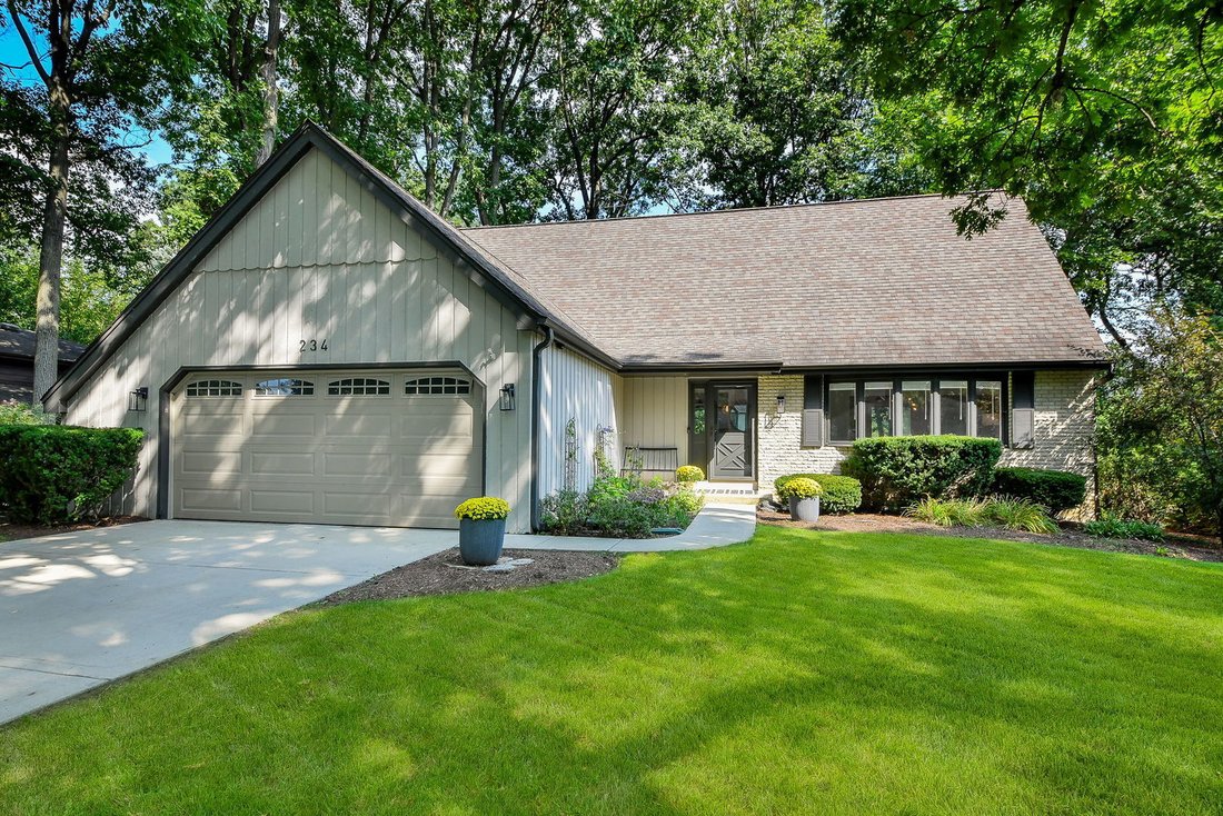 House in Bartlett, Illinois, United States 1 - 18784076