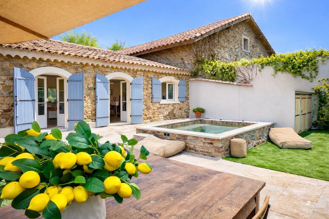 Maison à Gassin, Provence-Alpes-Côte d'Azur, France 1 - 18784653