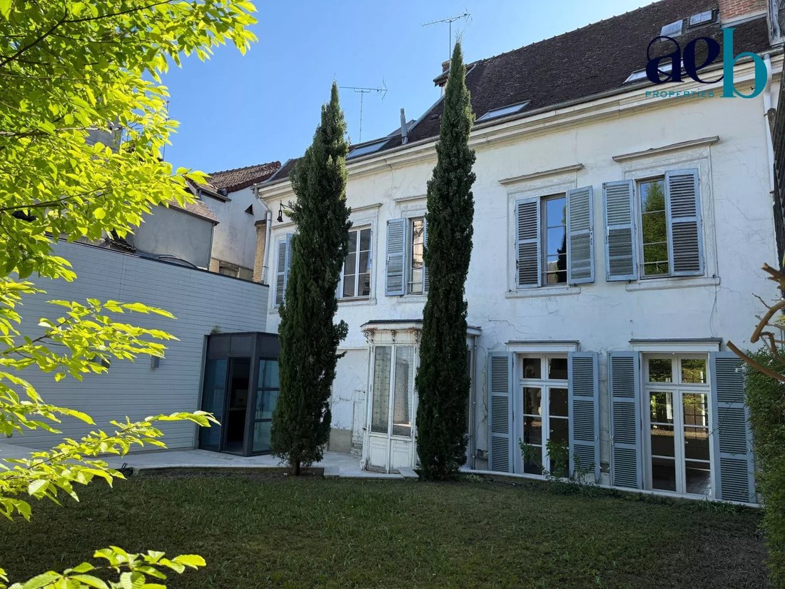 Townhouse in Cathédrale, Troyes, France 1 - 17841302