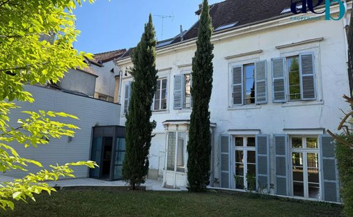 Maison de ville à Cathédrale, Troyes, France 1