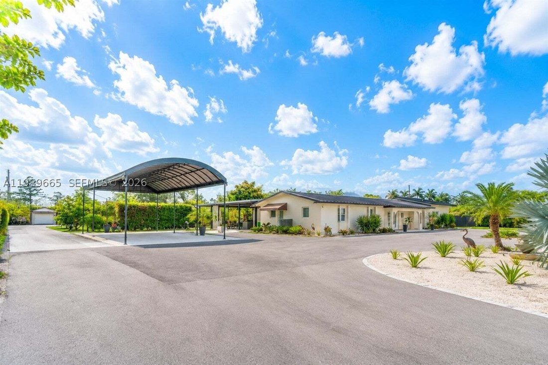 House in Homestead, Florida, United States 1 - 17546186
