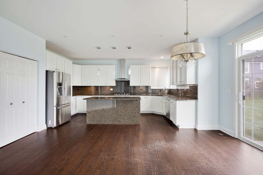 Maison à Elk Grove Village, Illinois, États-Unis 3 - 18784055