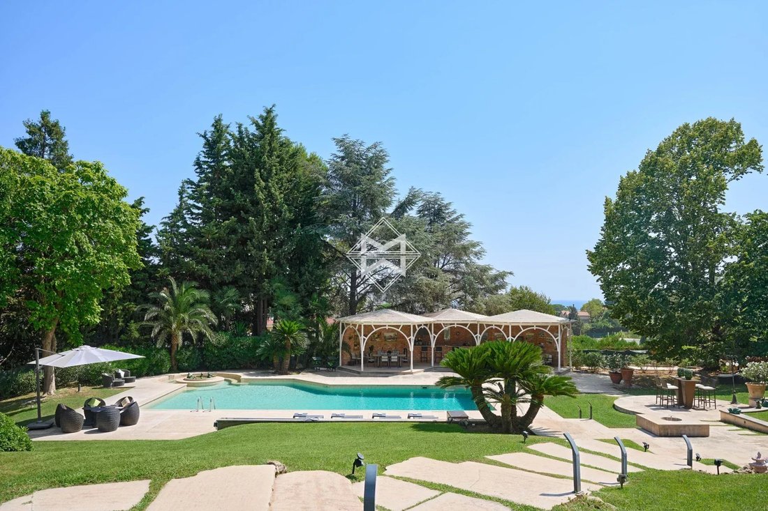 Domaine à Antibes, Provence-Alpes-Côte d'Azur, France 3 - 18784775
