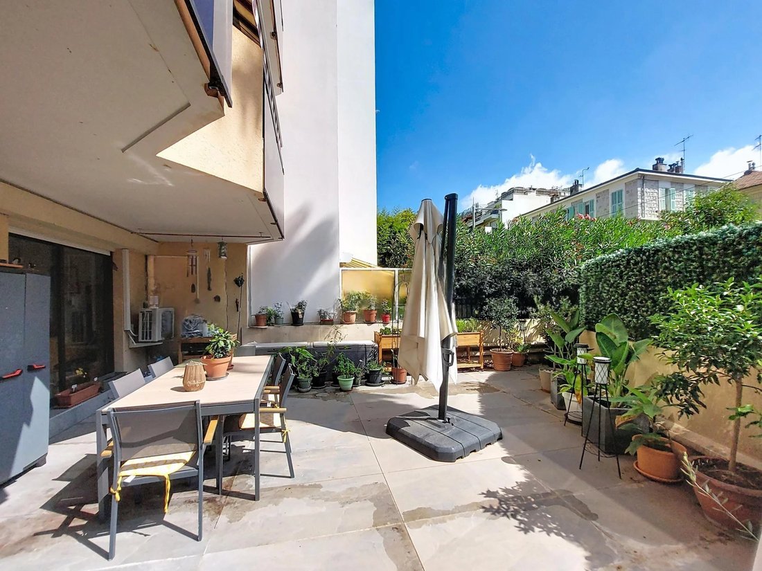 Apartamento en Niza, Provenza-Alpes-Costa Azul, Francia 1 - 18785053