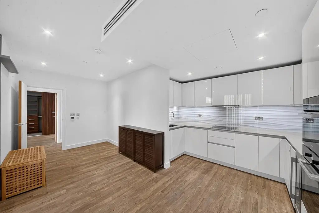 Apartment in Charing Cross, Westminster, England 3 - 18786379