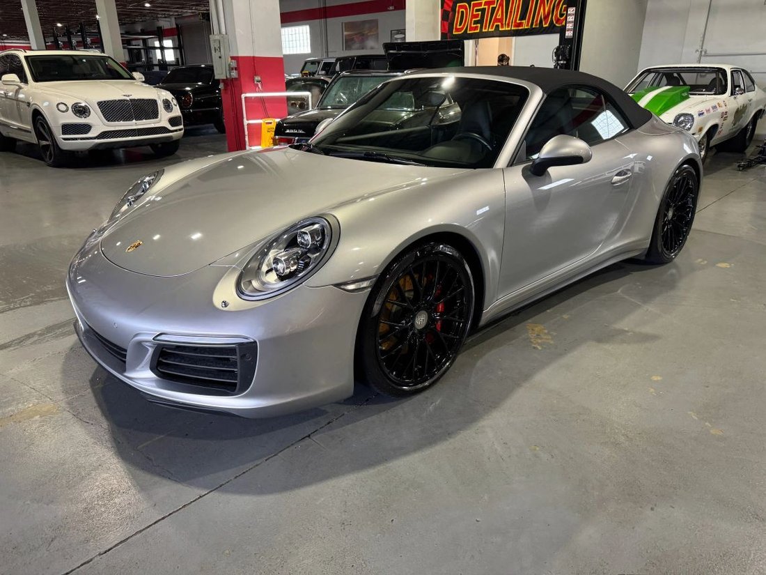 Cabriolet in Boca Raton, FL, United States 5 - 18788536