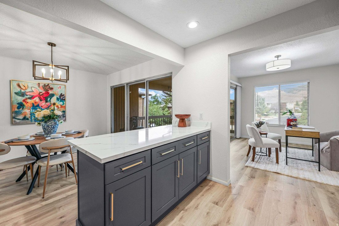 Townhouse in Holladay, Utah, United States 4 - 18786202