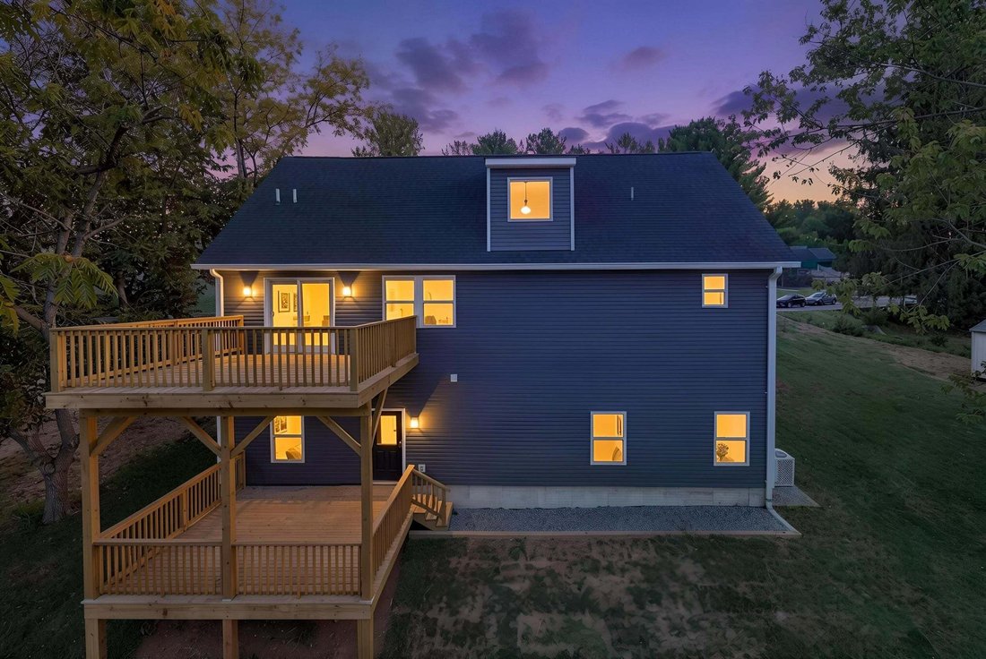 House in Staunton, Virginia, United States 2 - 18781679
