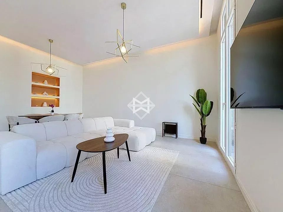 Appartement à Cannes, Provence-Alpes-Côte d'Azur, France 2 - 18784781
