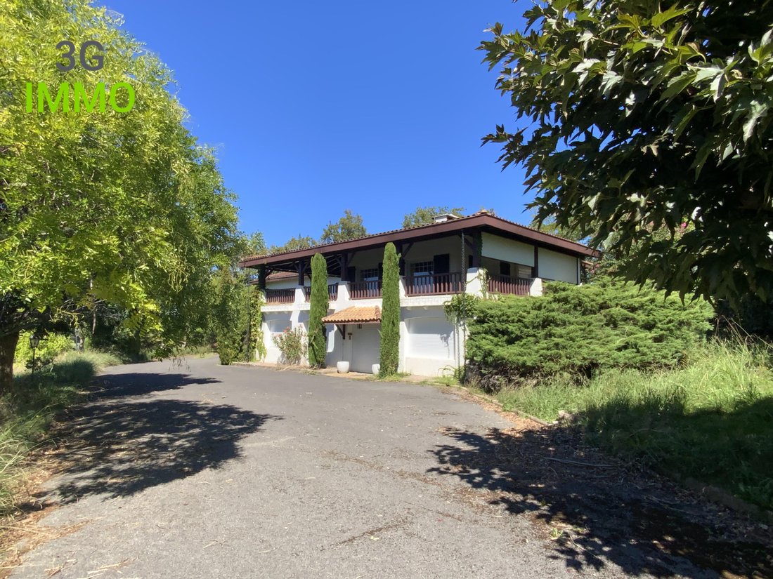 House in La Bastide-Clairence, Nouvelle-Aquitaine, France 1 - 18785236