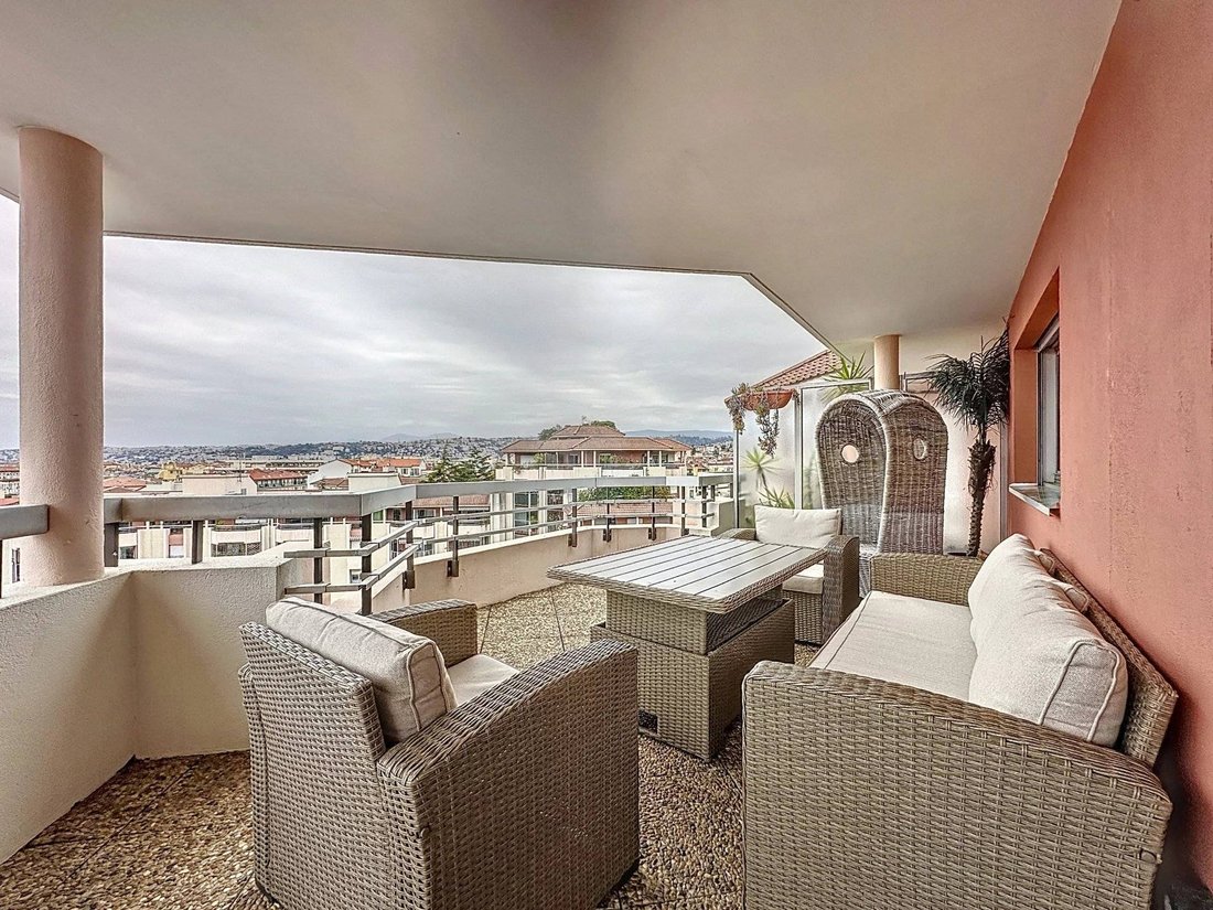 Apartamento en Niza, Provenza-Alpes-Costa Azul, Francia 5 - 15931403
