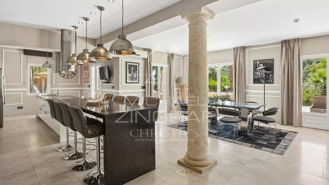 Villa in Grasse, Provence-Alpes-Côte d'Azur, France 2 - 18785170