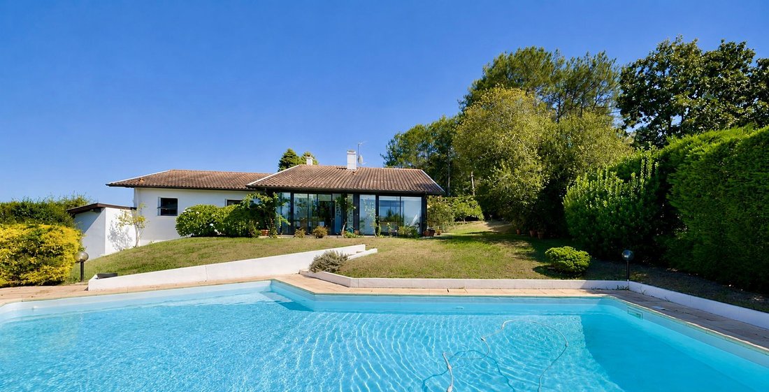 Maison à Bassussarry, Nouvelle-Aquitaine, France 1 - 18787815