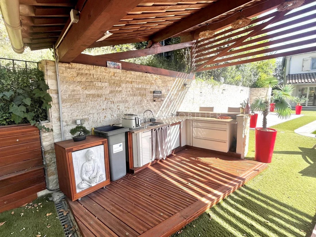 House in Tourrette-Levens, Provence-Alpes-Côte d'Azur, France 3 - 18784631