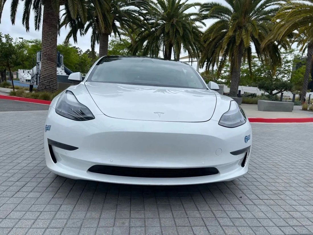 Sedan in Riverside, CA, United States 5 - 18784508