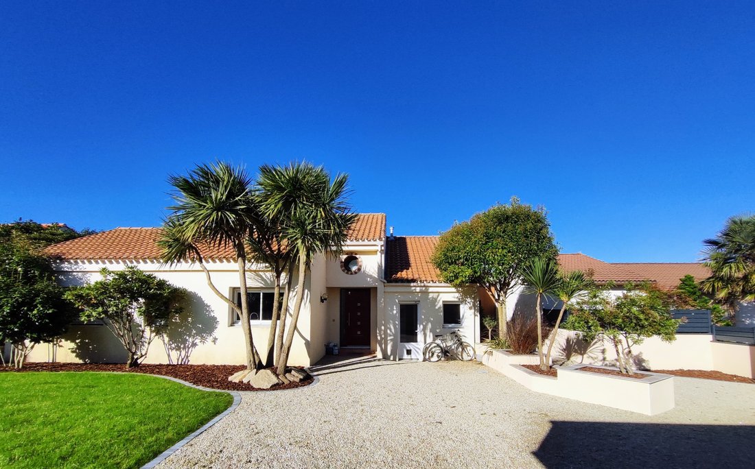 House in Sud, Les Sorinieres, France 2 - 18784888