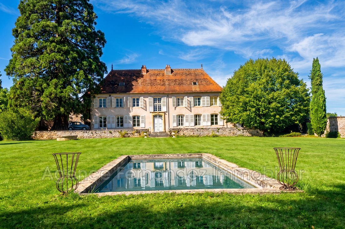 Villa à Saint-Maurice-lès-Châteauneuf, Bourgogne-Franche-Comté, France 1 - 17985245