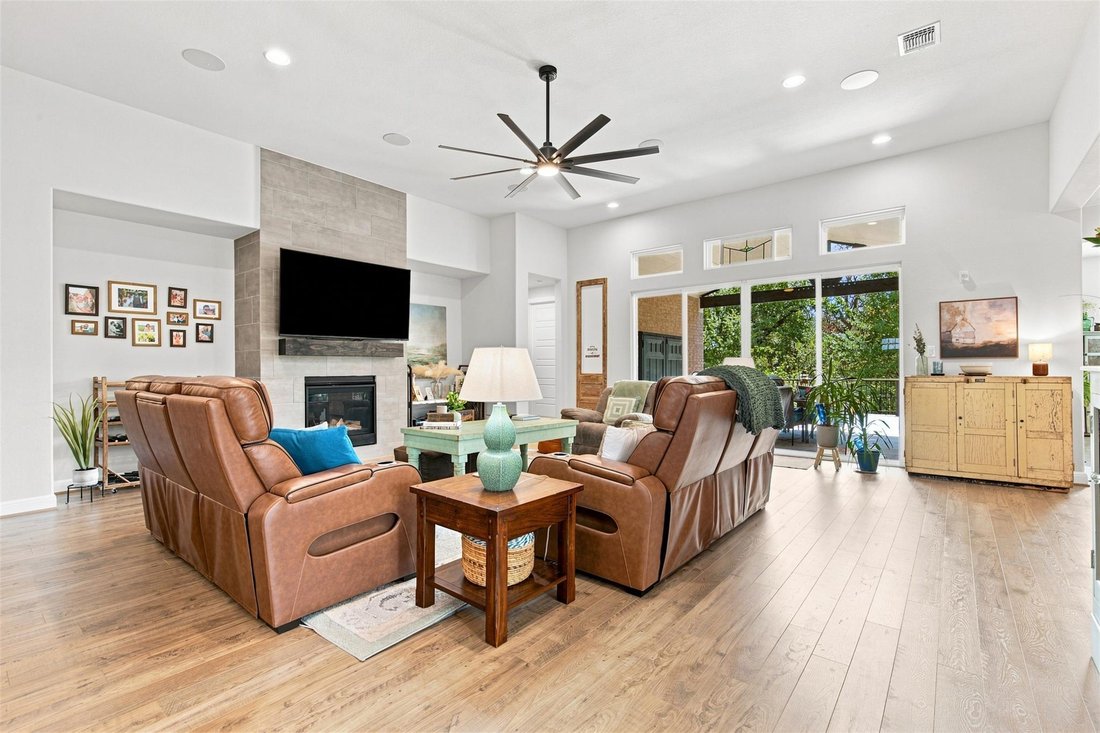 Casa en Liberty Hill, Texas, Estados Unidos 5 - 18786623