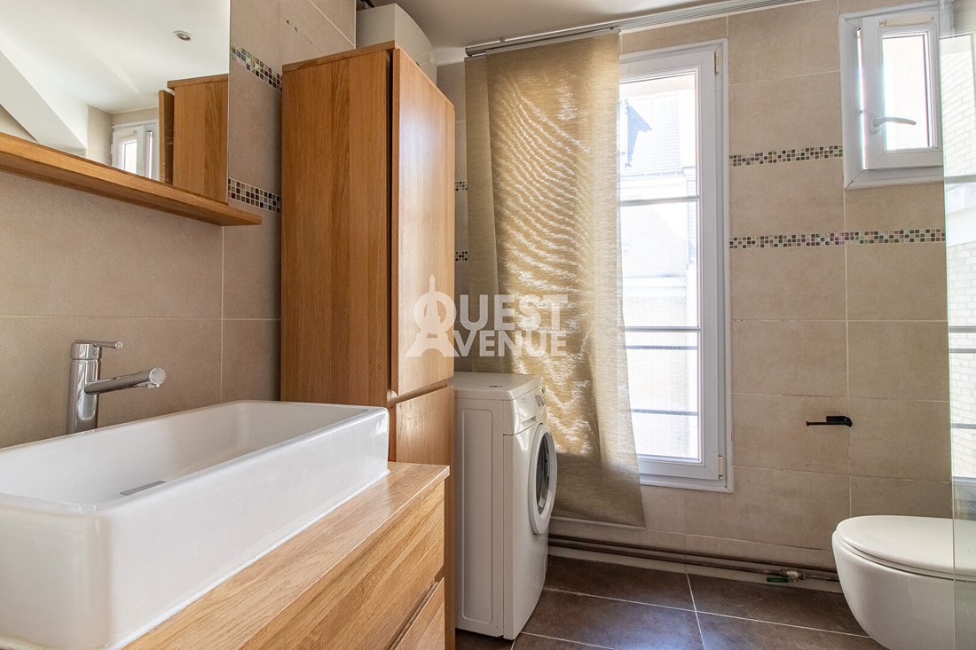 Apartment in Amiraux-Simplon-Poissonniers, Paris 18e Arrondissement, Paris 5 - 18787956