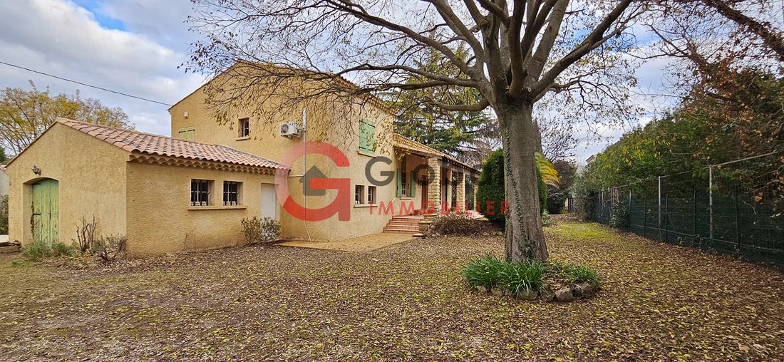 Villa in Saint-Rémy-de-Provence, Provence-Alpes-Côte d'Azur, France 4 - 18787652