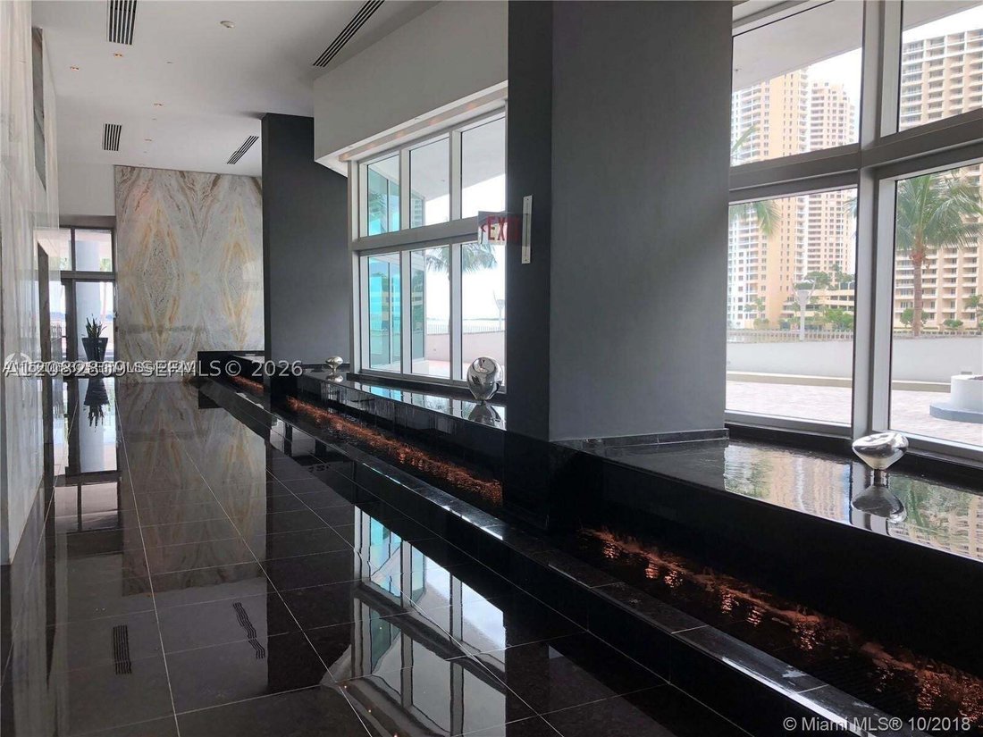 Condo in Miami, Florida, United States 2 - 18784138