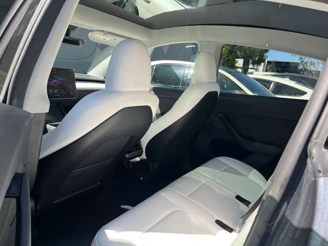 Suv in Costa Mesa, CA, United States 4 - 18788382
