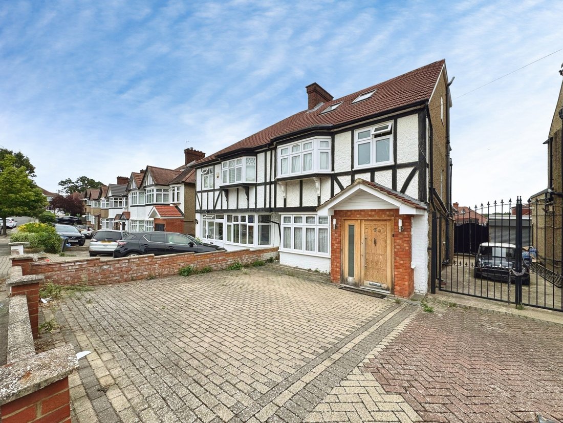 Haus in Colindale, London Borough of Barnet, England 1 - 18783937