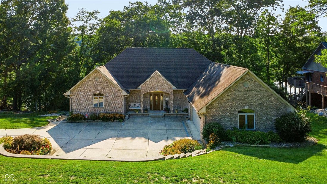 House in Trafalgar, Indiana, United States 3 - 18783703