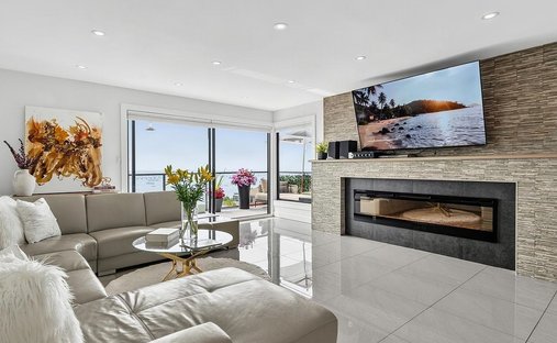 House in West Vancouver, British Columbia, Canada 1