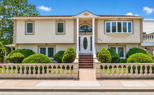 House in Bayville, New York, United States 1