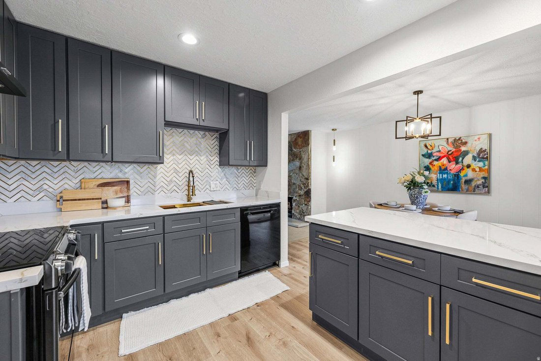 Townhouse in Holladay, Utah, United States 5 - 18786202
