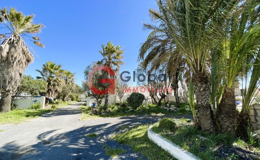 Schloss in Etangs et Plages, Marseillan, Frankreich 1