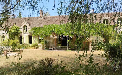Villa en Saint-Valérien, Borgoña-Franco Condado, Francia 1