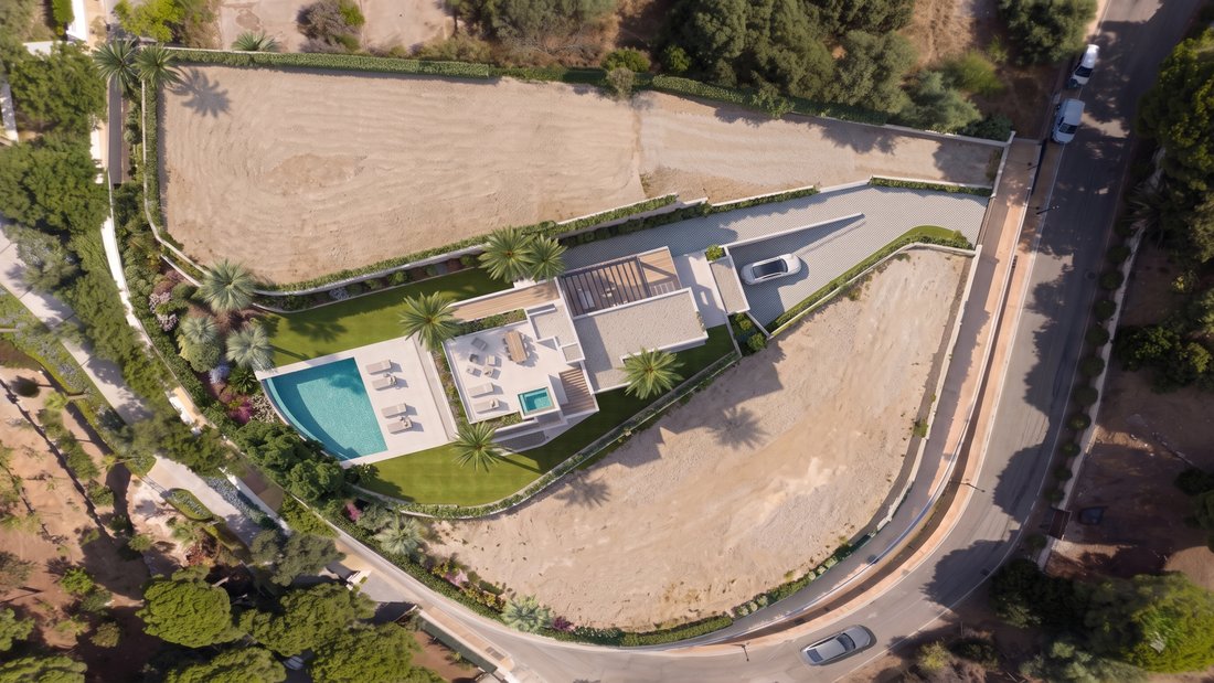 Villa en Elviria-Cabopino, Marbella, España 2 - 18786366