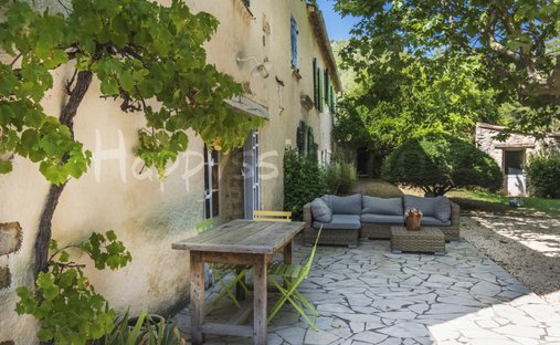 Casa a La Roquebrussanne, Provenza-Alpi-Costa Azzurra, Francia 1