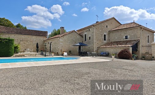 Estate in Sauzet, Occitania, France 1
