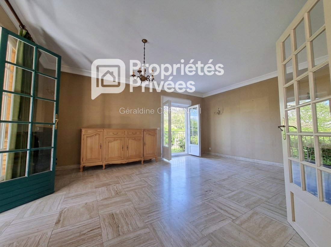Villa in Saint-Cyr-sur-Loire, Centre-Val de Loire, France 4 - 18421598