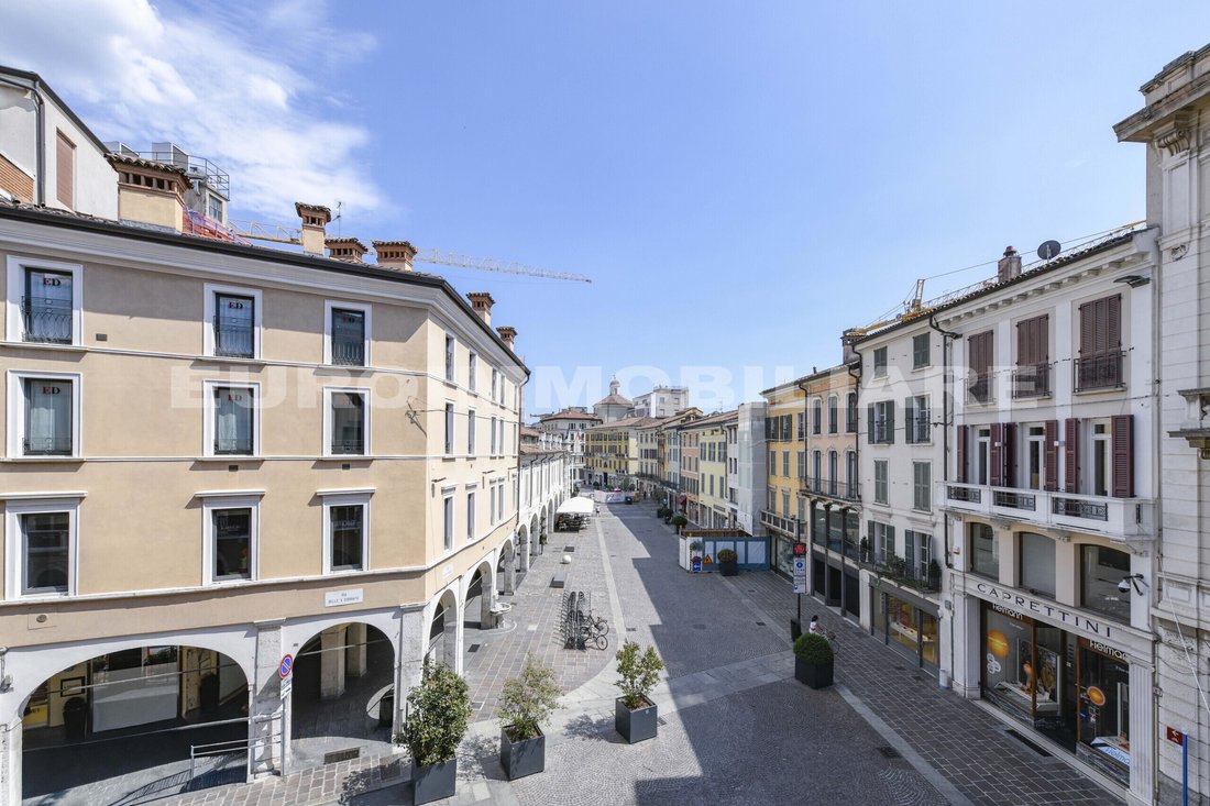 Wohnung in Centro Storico, Brescia, Lombardei 2 - 18784151