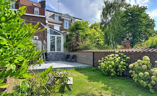 House in Centre-rue de Londres, Mouvaux, France 1