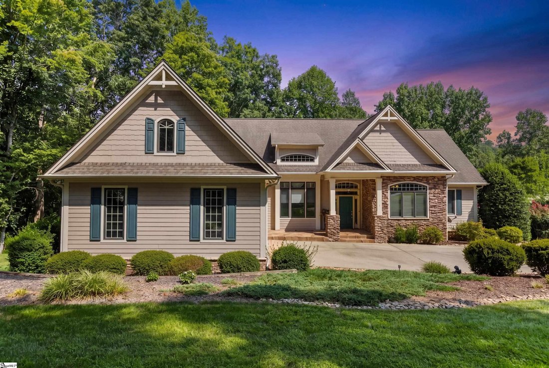 House in Travelers Rest, South Carolina, United States 1 - 17325023